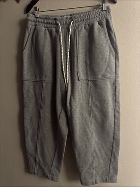 Men's Gray Relaxed-Fit Jogger Sweatpants with Drawstring